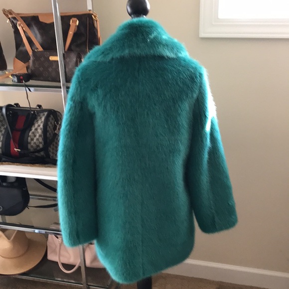Gorgeous Faux Fur Jacket from Jcrew’s Collection - Picture 4 of 7
